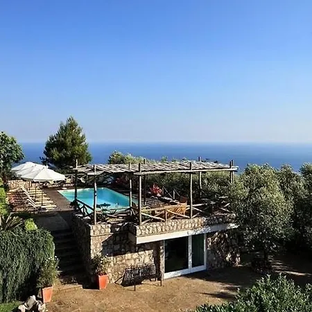 Appartamento Sleeps 2 Pool Air Con Wifi